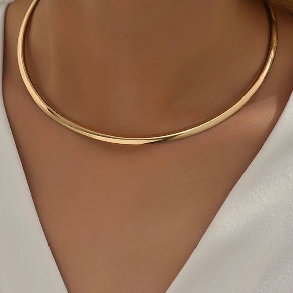 NEW NORDSTROM REVOLVE 18kt Gold Plated Choker Slim Collar Necklace Jewelry Retro - Picture 1 of 12